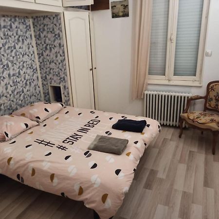 Maison 4 Chambres Avec Jardin Saint-Jean-dʼAngély Εξωτερικό φωτογραφία